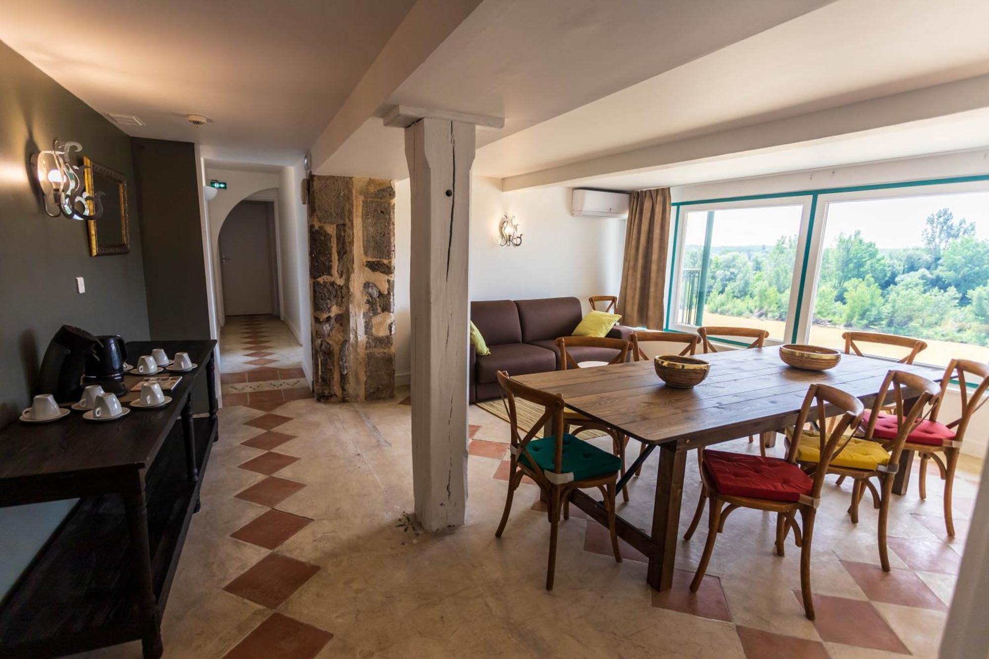 Hotel Restaurant Cote Garonne Le Balcon Des Dames - Tonneins Fauillet Marmande - Vue Panoramique Bord De Garonne Chambres Climatisees Exterior photo
