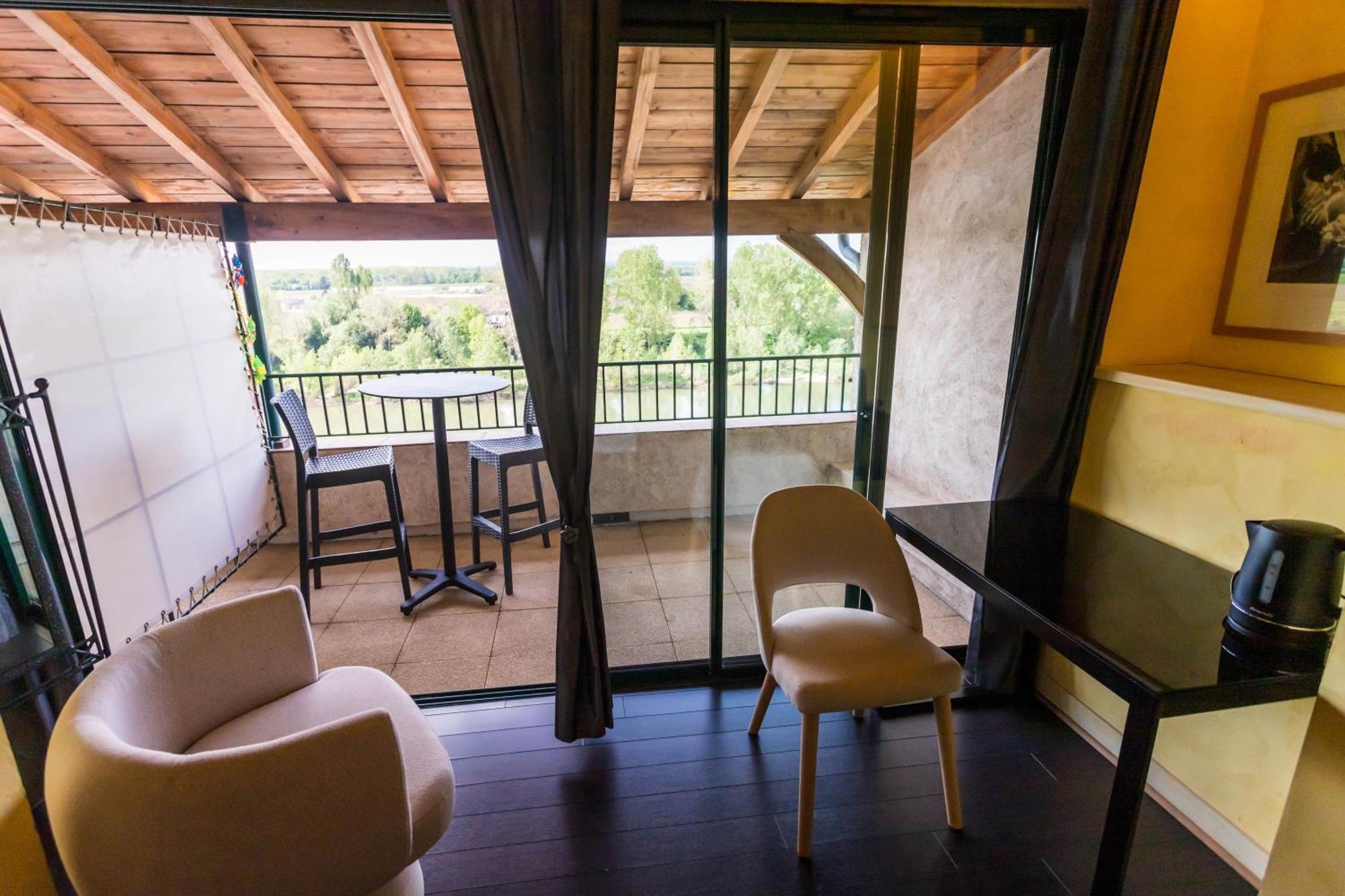 Hotel Restaurant Cote Garonne Le Balcon Des Dames - Tonneins Fauillet Marmande - Vue Panoramique Bord De Garonne Chambres Climatisees Exterior photo